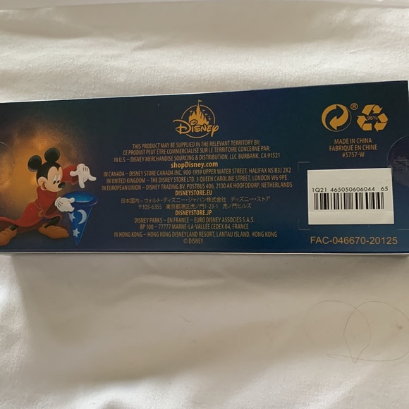 Disney Fantasia Key - Special Edition - New in box - Picture 2 of 4
